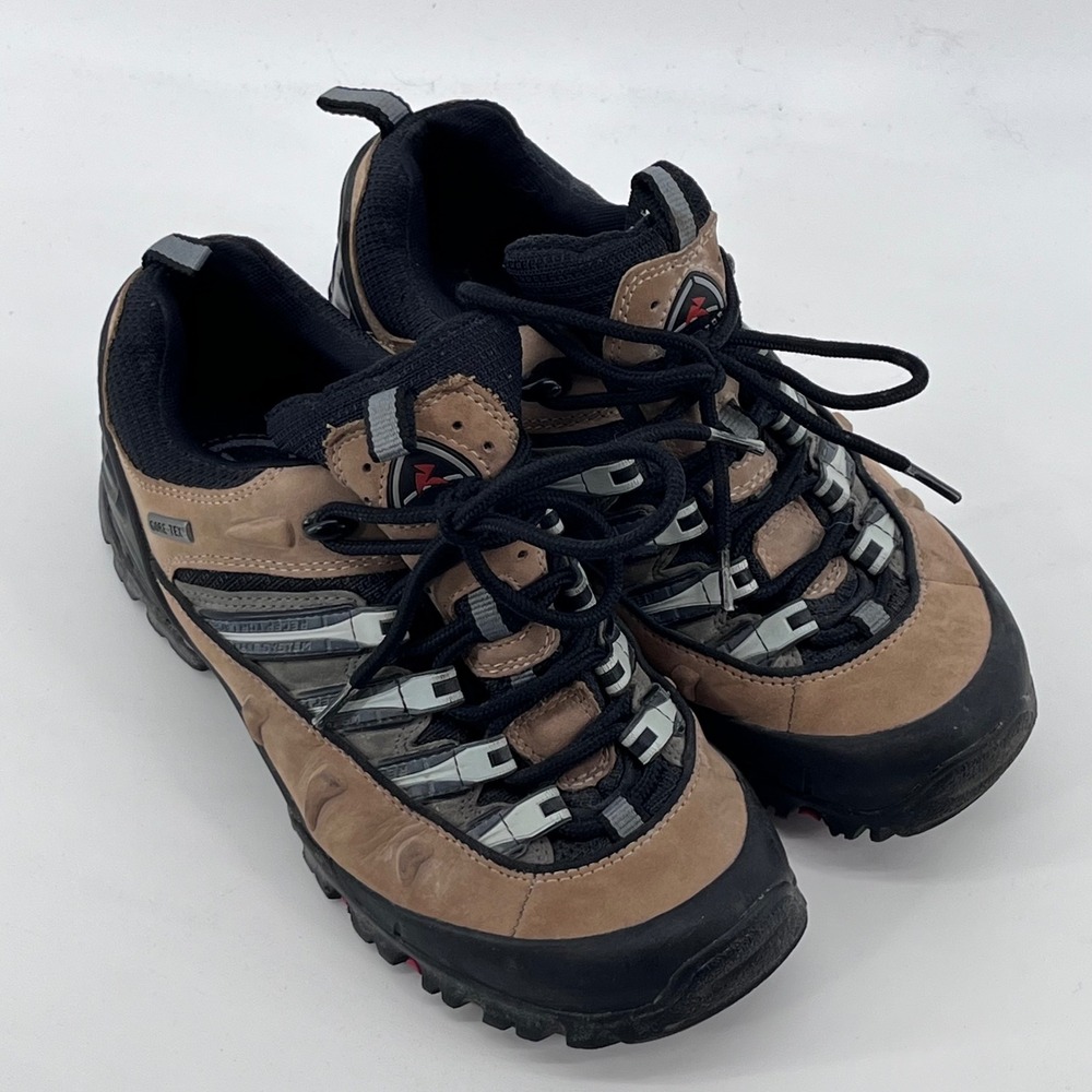 ECCO Receptor Gore-Tex Hiking Shoes Brown Nubuck Waterproof Trail Low Top 5.5
